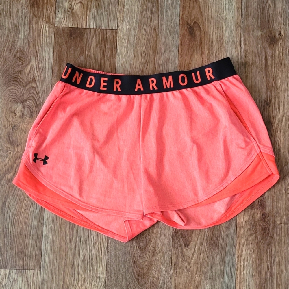 Womans Heat Gear Under Armor Shorts